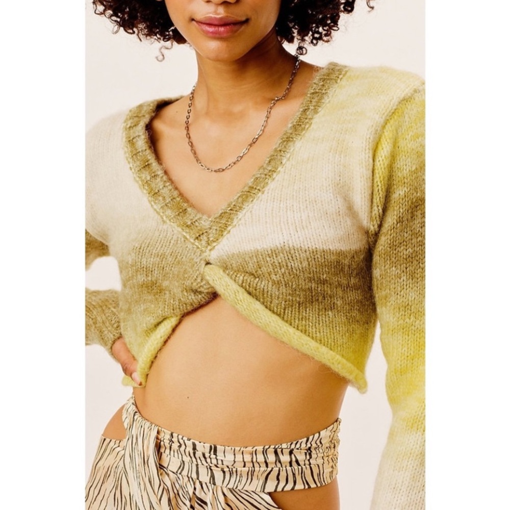 NWT For Love & Lemons Green Celeste Twist Front Crop Sweater - Size m